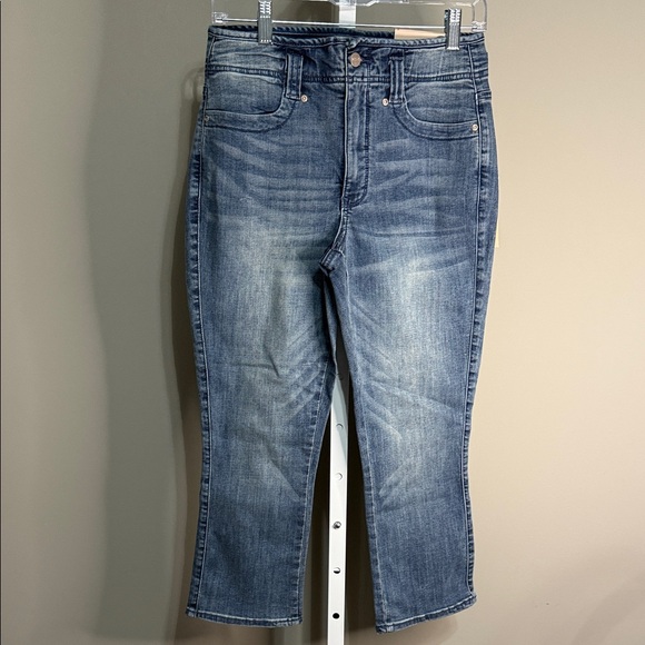 NWT NYDJ Ami High Rise Capri Skinny Size 6 Monet Blue - Picture 1 of 7